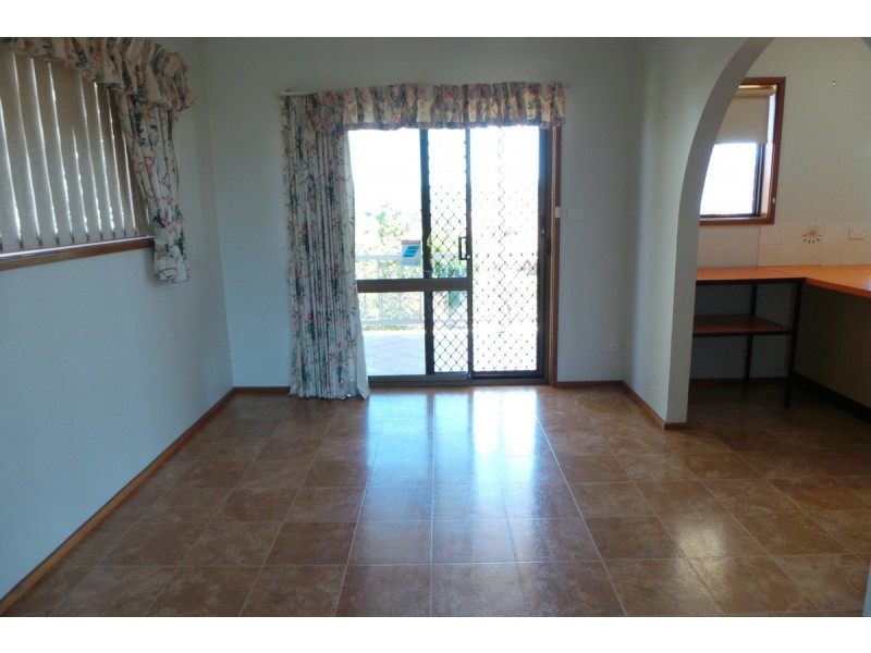 9 Caloola Street, Tamworth NSW 2340