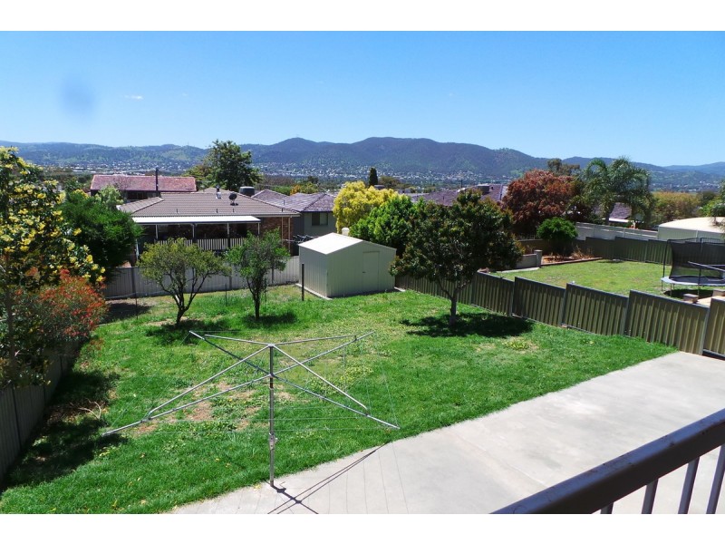 9 Caloola Street, Tamworth NSW 2340