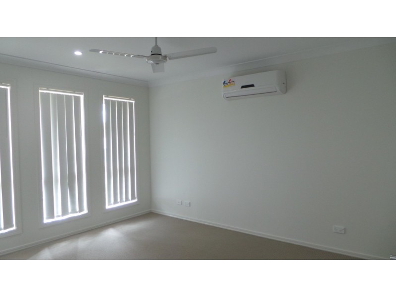 20 Regal Park Drive, Tamworth NSW 2340