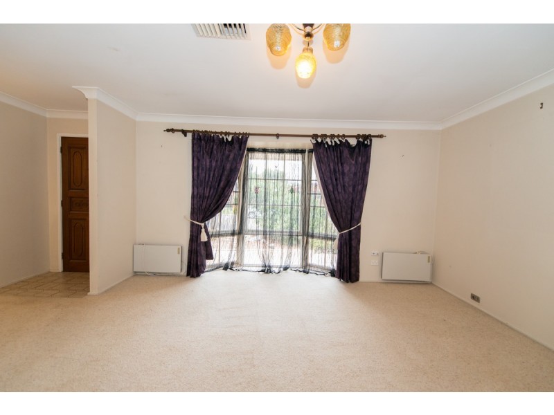 9 Myndee Avenue, Tamworth NSW 2340