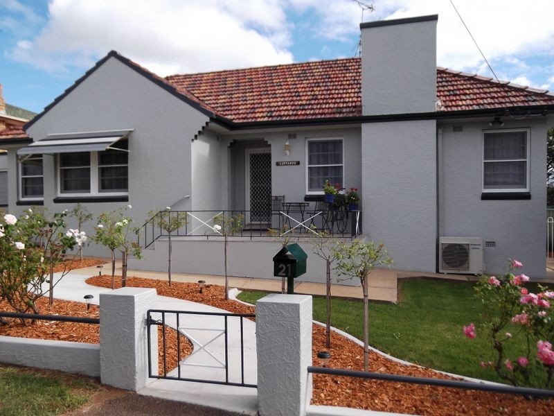 21 Kent Street, Tamworth NSW 2340