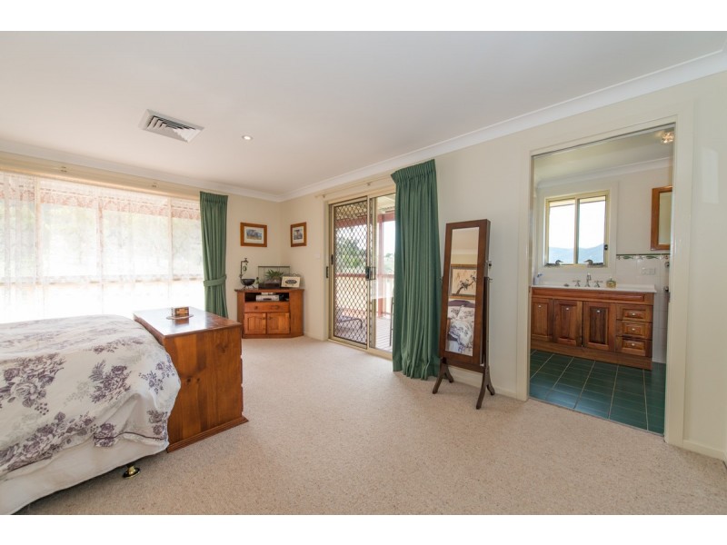113 Wyndham Close, Tamworth NSW 2340
