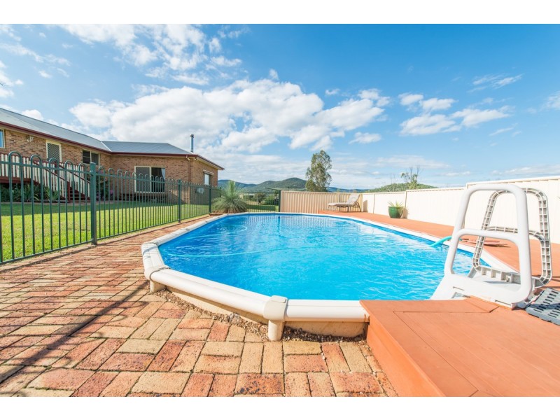 113 Wyndham Close, Tamworth NSW 2340