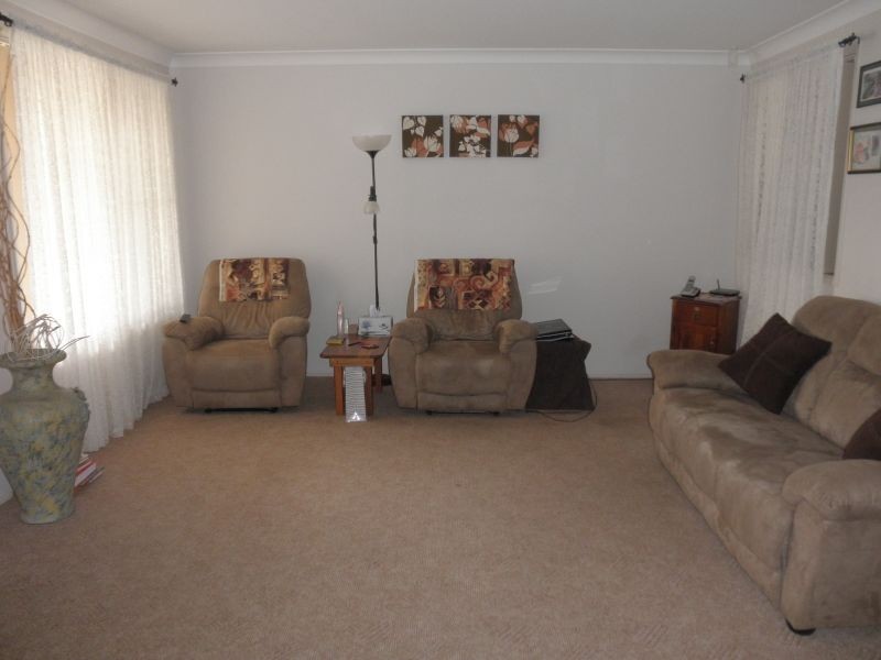 42 Southview Street, West Tamworth NSW 2340