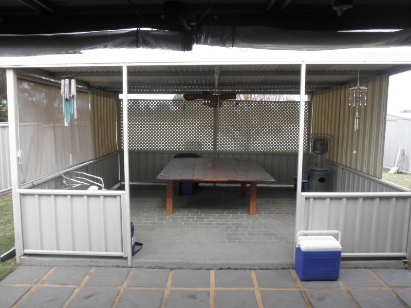 42 Southview Street, West Tamworth NSW 2340