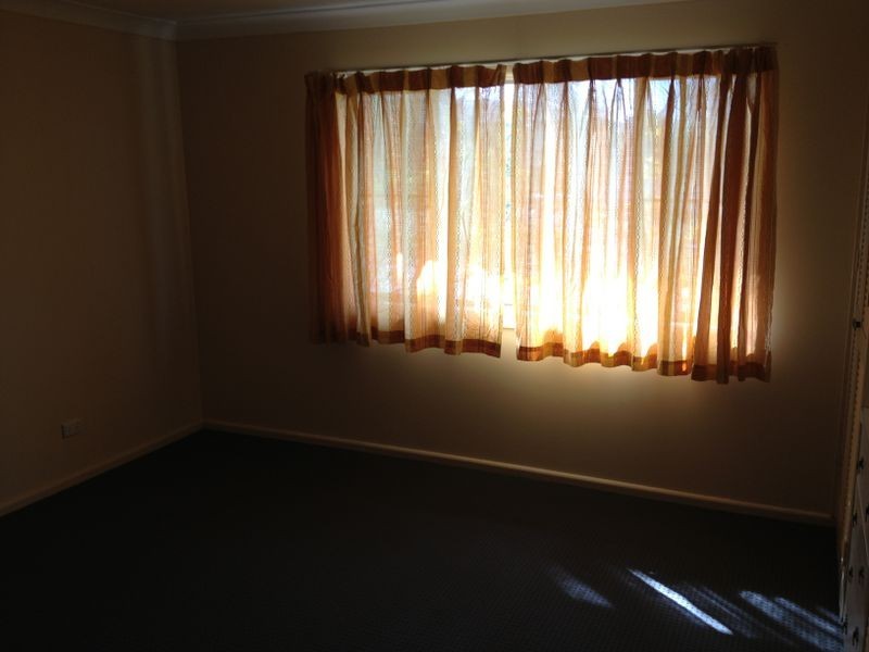 37 Kyooma Street, Tamworth NSW 2340