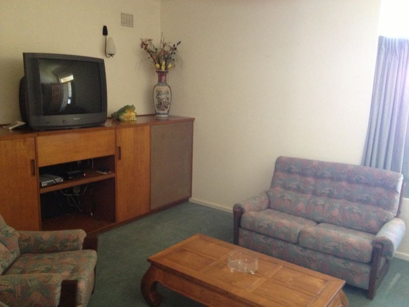 8 Russell Street, East Tamworth NSW 2340