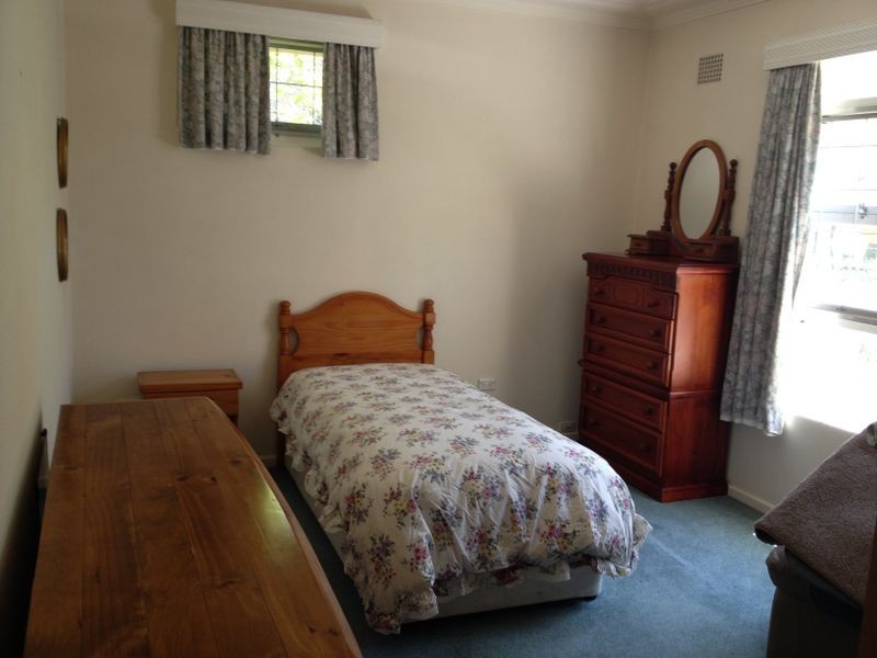 8 Russell Street, East Tamworth NSW 2340