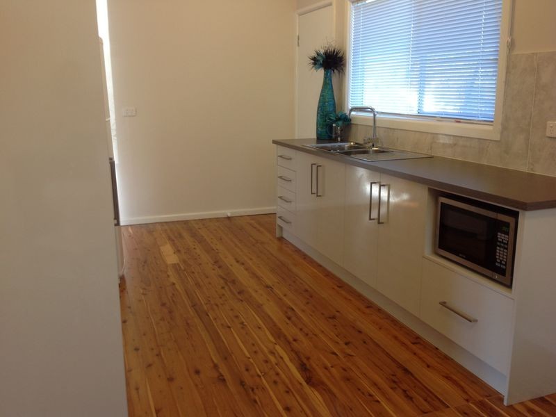 16 McDonald Crescent, Calala NSW 2340