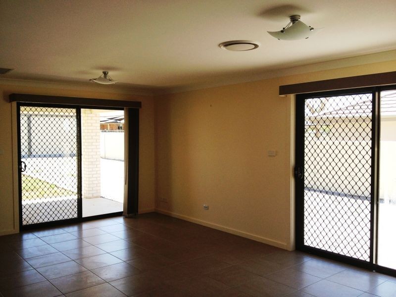 19 Kalinda Place, Tamworth NSW 2340