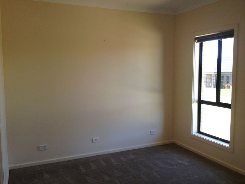 19 Kalinda Place, Tamworth NSW 2340
