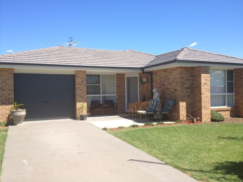 21 Orley Drive, Tamworth NSW 2340