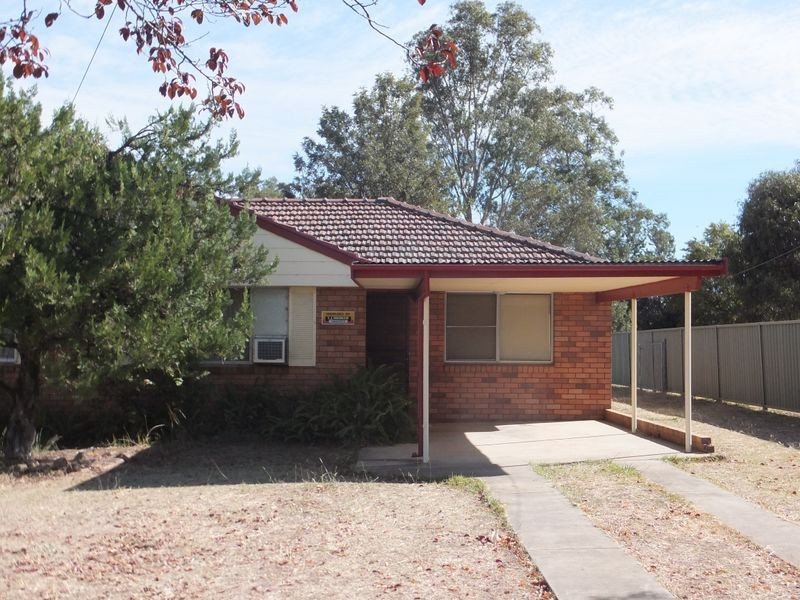 2/7/ Fisher Road, Tamworth NSW 2340