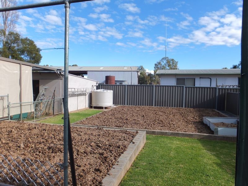 9 Gladys Street, Tamworth NSW 2340