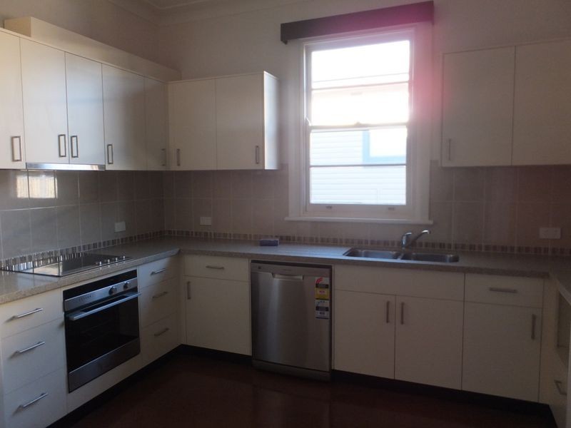 1 Douglas Avenue, Tamworth NSW 2340