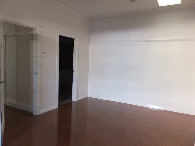 1 Douglas Avenue, Tamworth NSW 2340