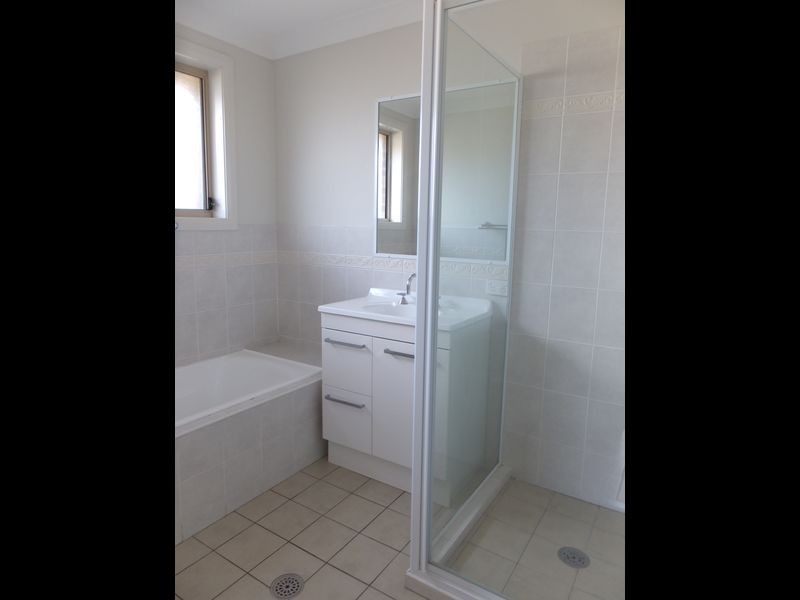 3 Tasman Place, Tamworth NSW 2340