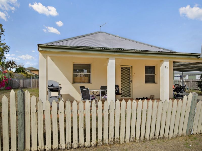 42 Williams Street, Tamworth NSW 2340