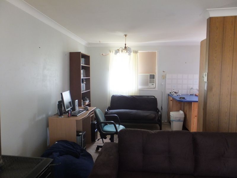 9 Mack Street, Tamworth NSW 2340