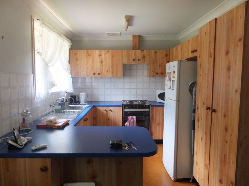 9 Mack Street, Tamworth NSW 2340