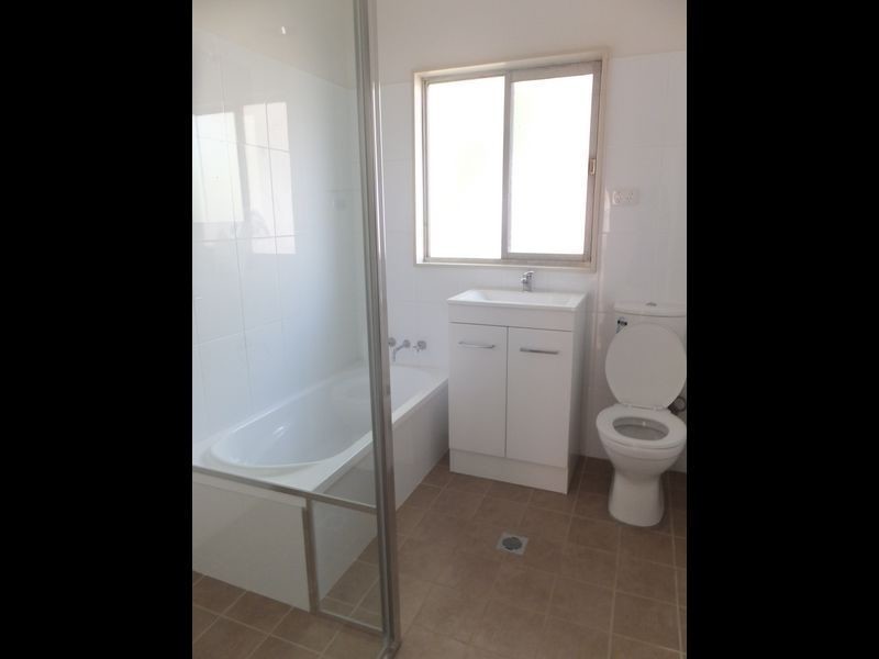 2 McRae street, Tamworth NSW 2340