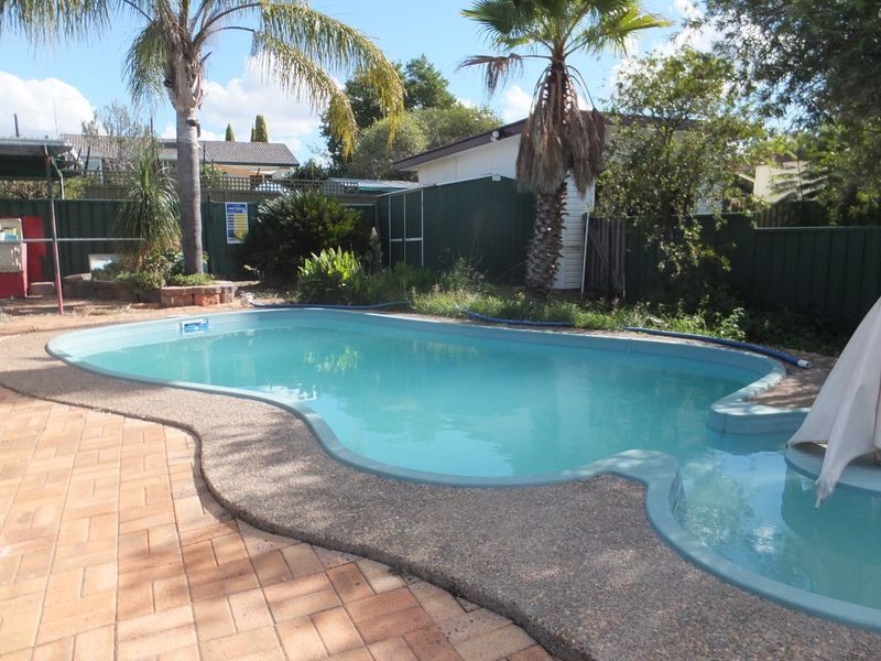 16 Croydon Avenue, Tamworth NSW 2340