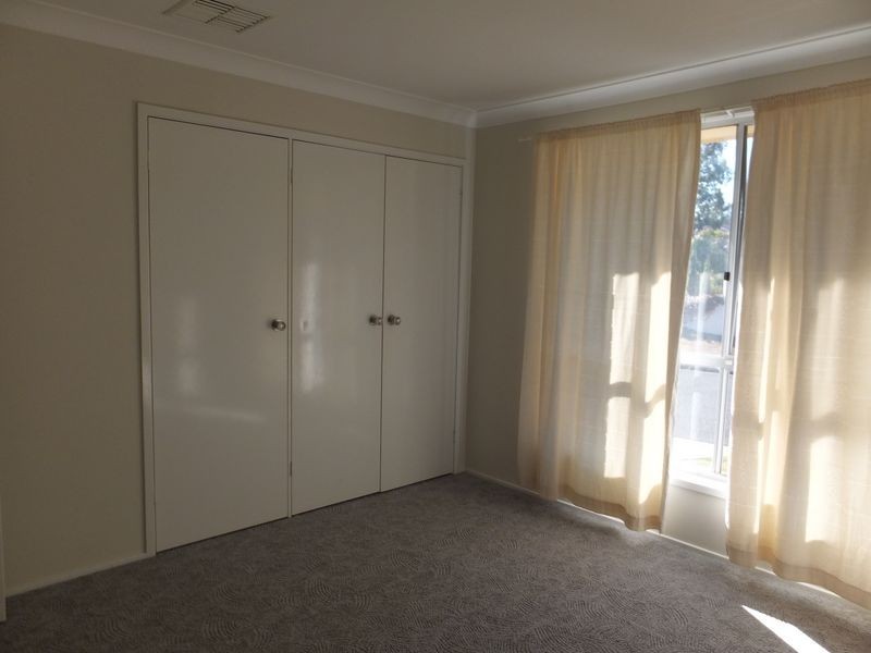 1 Chapman Close, Tamworth NSW 2340