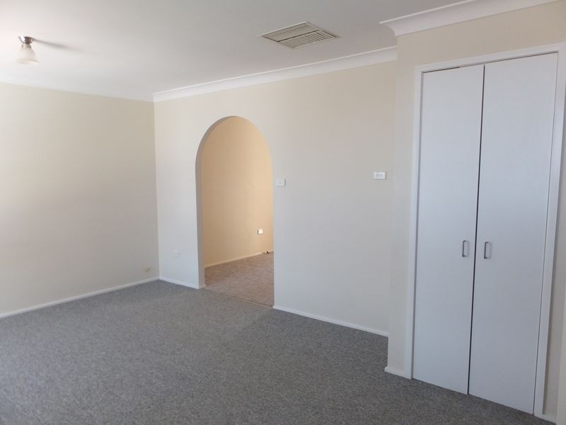 1 Chapman Close, Tamworth NSW 2340