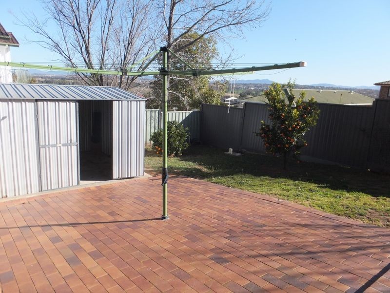 1 Chapman Close, Tamworth NSW 2340