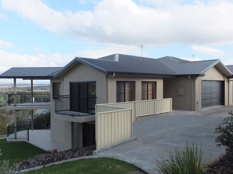 2/10 Glenview Place, Tamworth NSW 2340