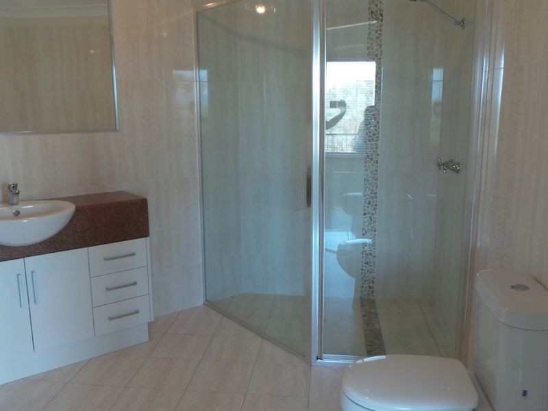 2/10 Glenview Place, Tamworth NSW 2340