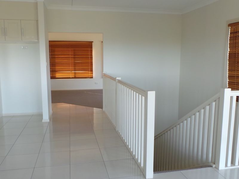 2/10 Glenview Place, Tamworth NSW 2340