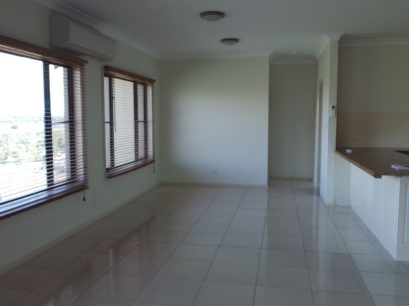 2/10 Glenview Place, Tamworth NSW 2340