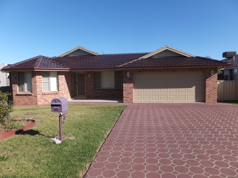 20 Fishermans Place, Tamworth NSW 2340