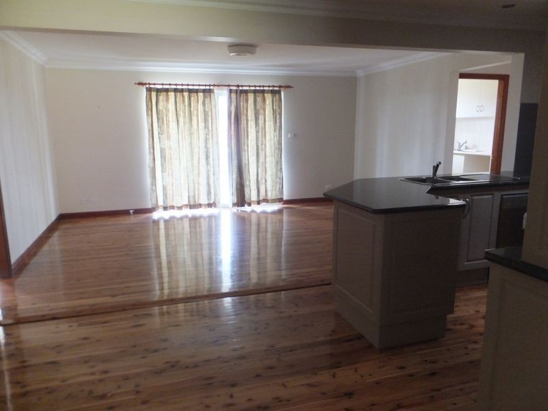 143 Calala Lane, Tamworth NSW 2340