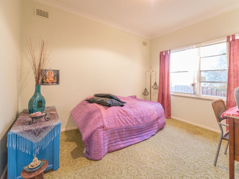 11 Sapphire Cres, Tamworth NSW 2340