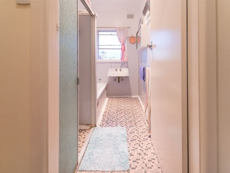 11 Sapphire Cres, Tamworth NSW 2340