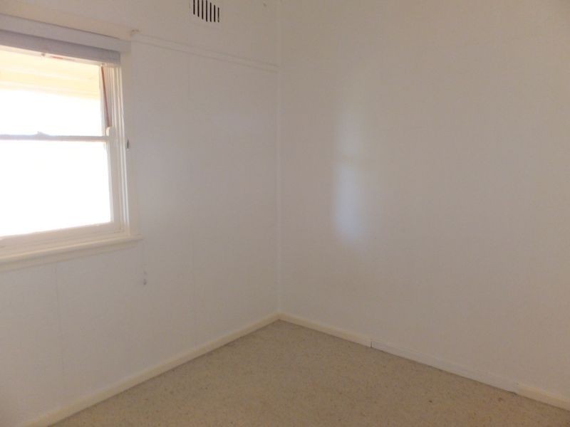 57 Raglan Street, Tamworth NSW 2340