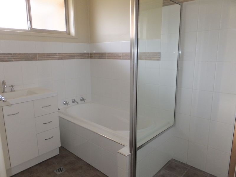 15 Campbell Road, Tamworth NSW 2340