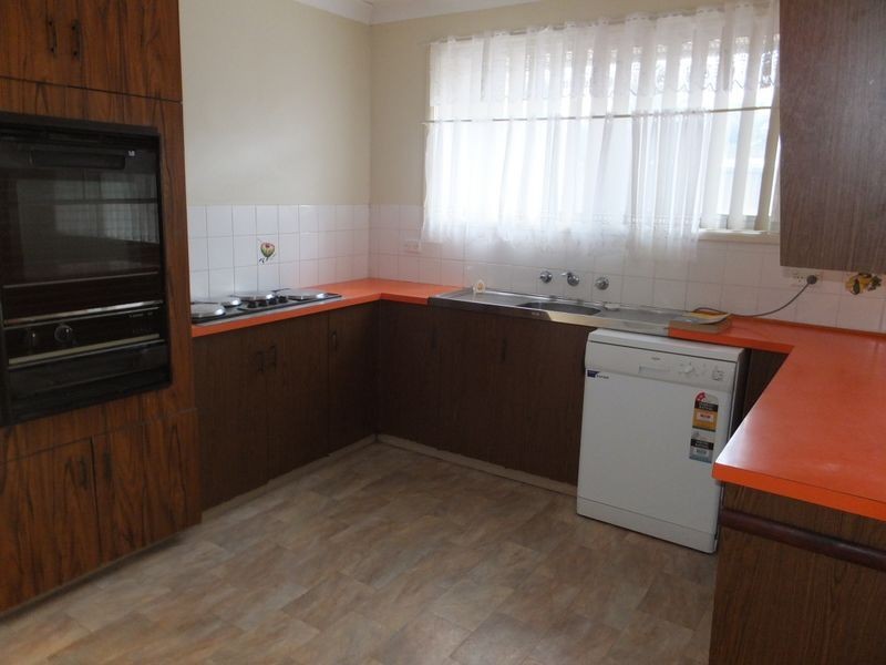 15 Campbell Road, Tamworth NSW 2340