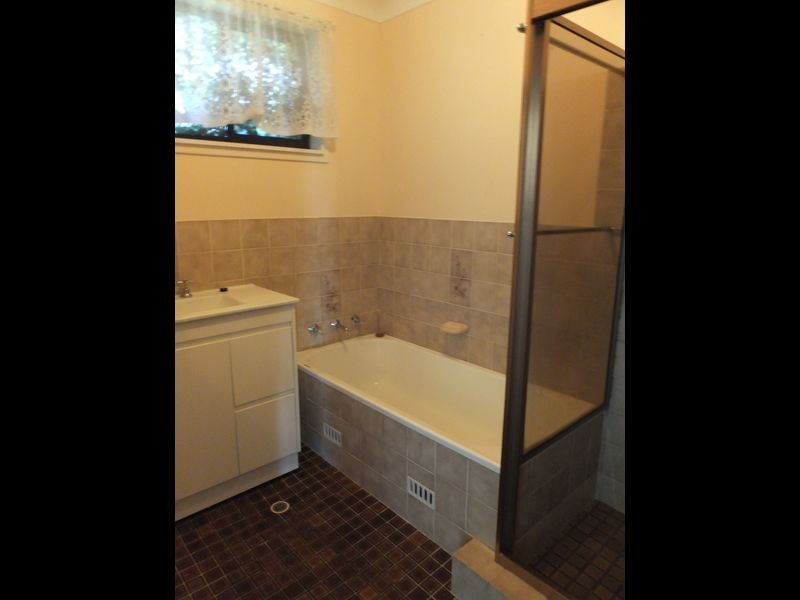 39 Boronia Drive, Tamworth NSW 2340