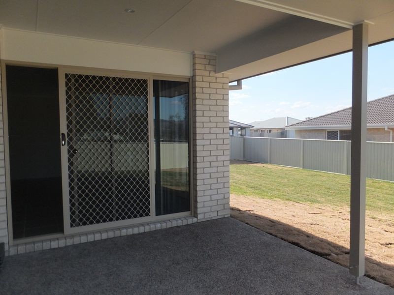 13 Mckinlay Place, Tamworth NSW 2340