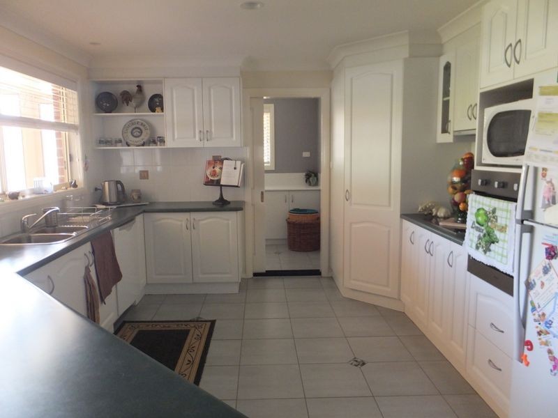 1 Bandalong Street, Tamworth NSW 2340