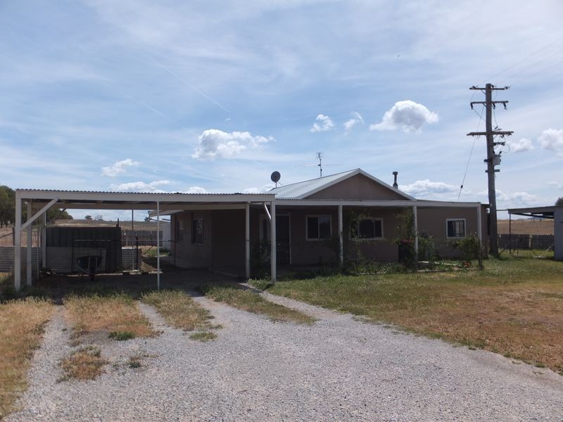 5 Roberts Road, Tamworth NSW 2340