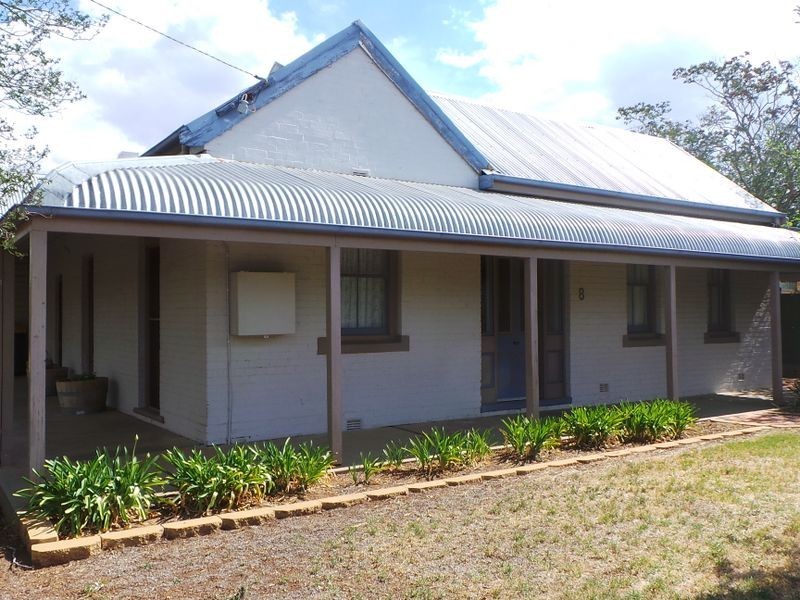 8 Kurrawan Street, Tamworth NSW 2340