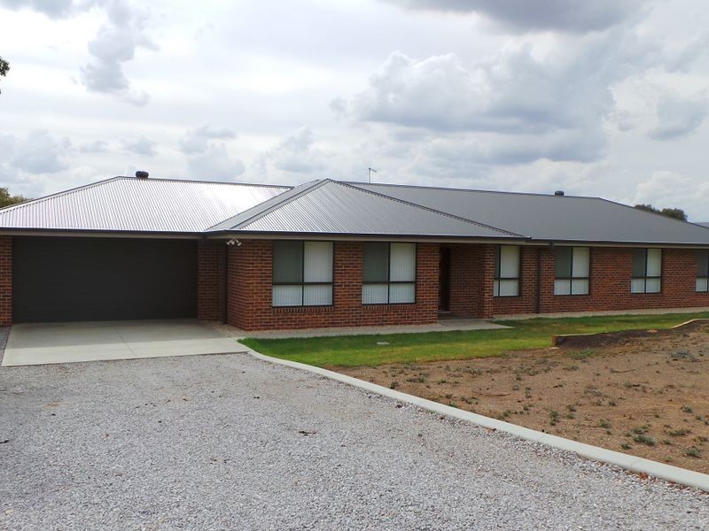 419 Forest Road, Tamworth NSW 2340