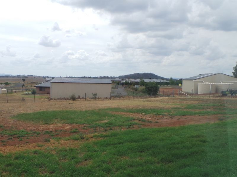 419 Forest Road, Tamworth NSW 2340