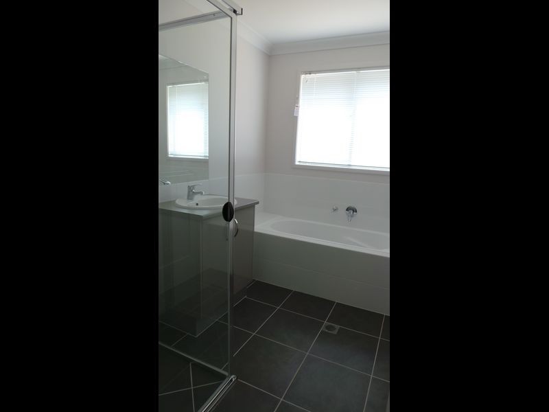 12 Mckinlay Place, Tamworth NSW 2340