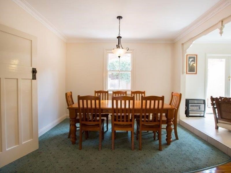 180 Carthage Street, Tamworth NSW 2340