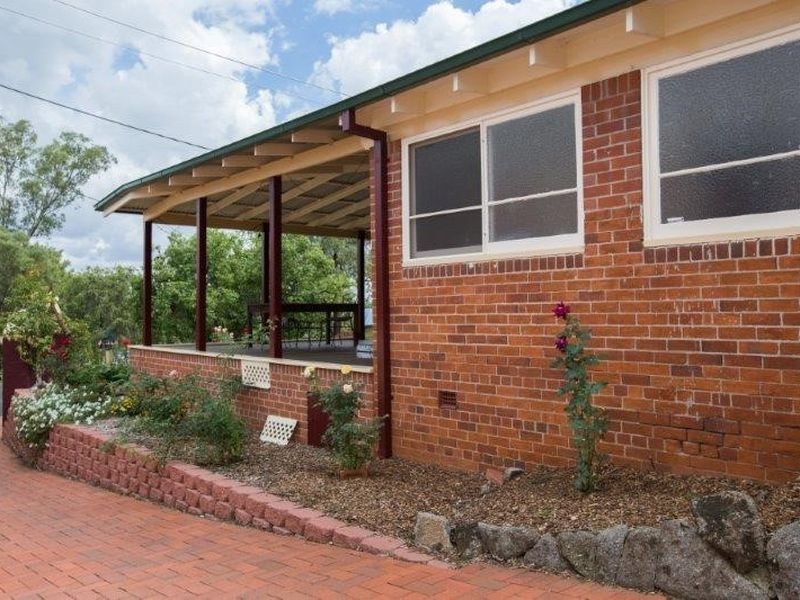 180 Carthage Street, Tamworth NSW 2340